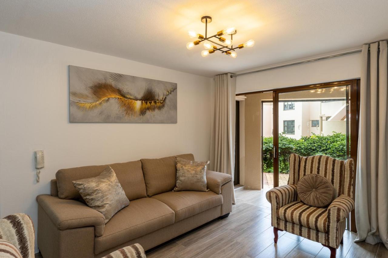 67 The Shades - Luxury Apartment In Umhlanga - Airconditioning Throughout And Inverter Durban Exteriér fotografie